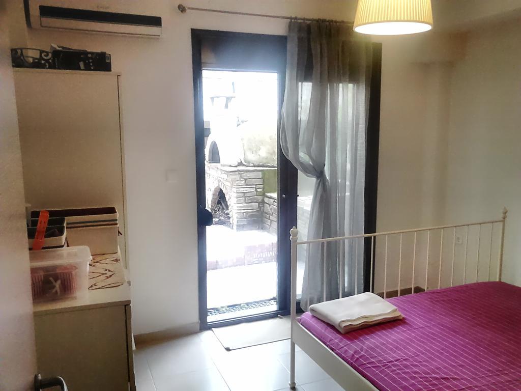 Luxury Apartment By The Beach Néa Péramos Eksteriør bilde